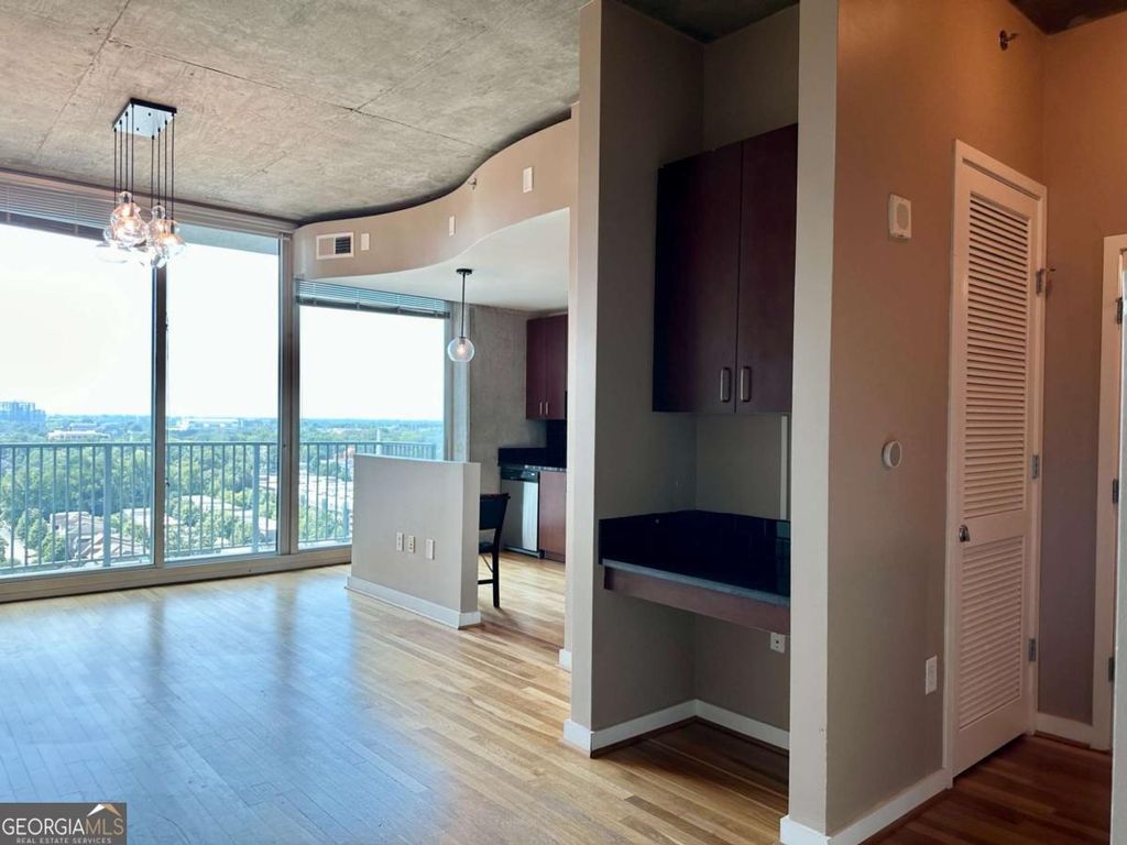 Photo of 361 17th Street NW #1817, Atlanta, GA 30363 (MLS # 10632293)