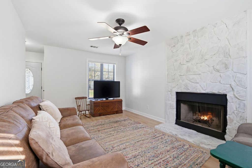 Photo of 17 Riverview Court SE, Cartersville, GA 30120 (MLS # 10652057)