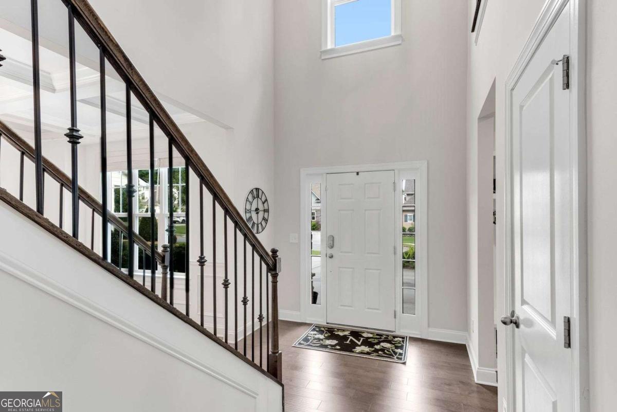3087 Mountain Shadow WAY
