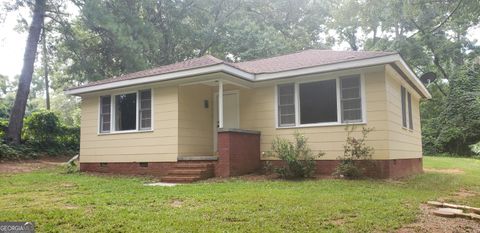 A home in Hogansville