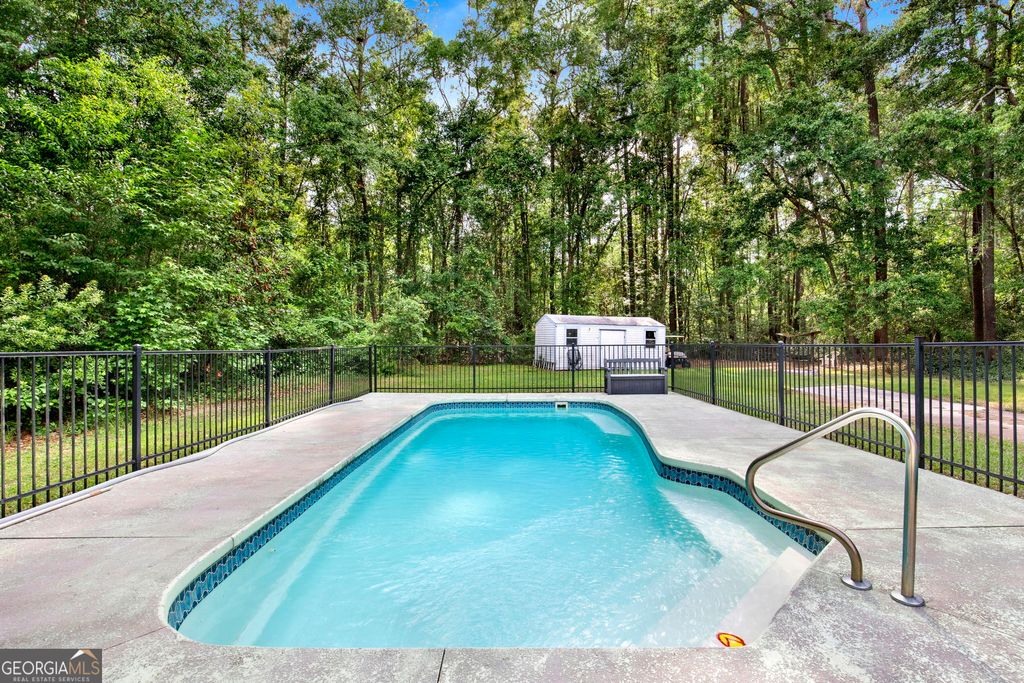 Photo of 1025 Pine Needle Drive, Ellabell, GA 31308 (MLS # 10763318)
