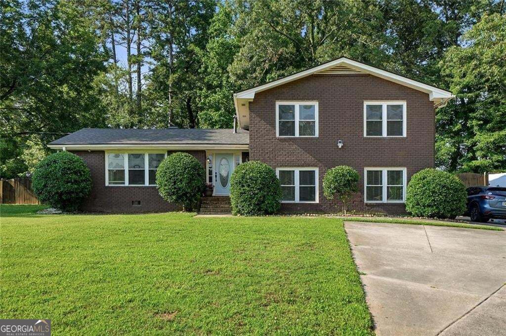 Photo of 2725 Spring Drive, Cumming, GA 30041 (MLS # 10854641)