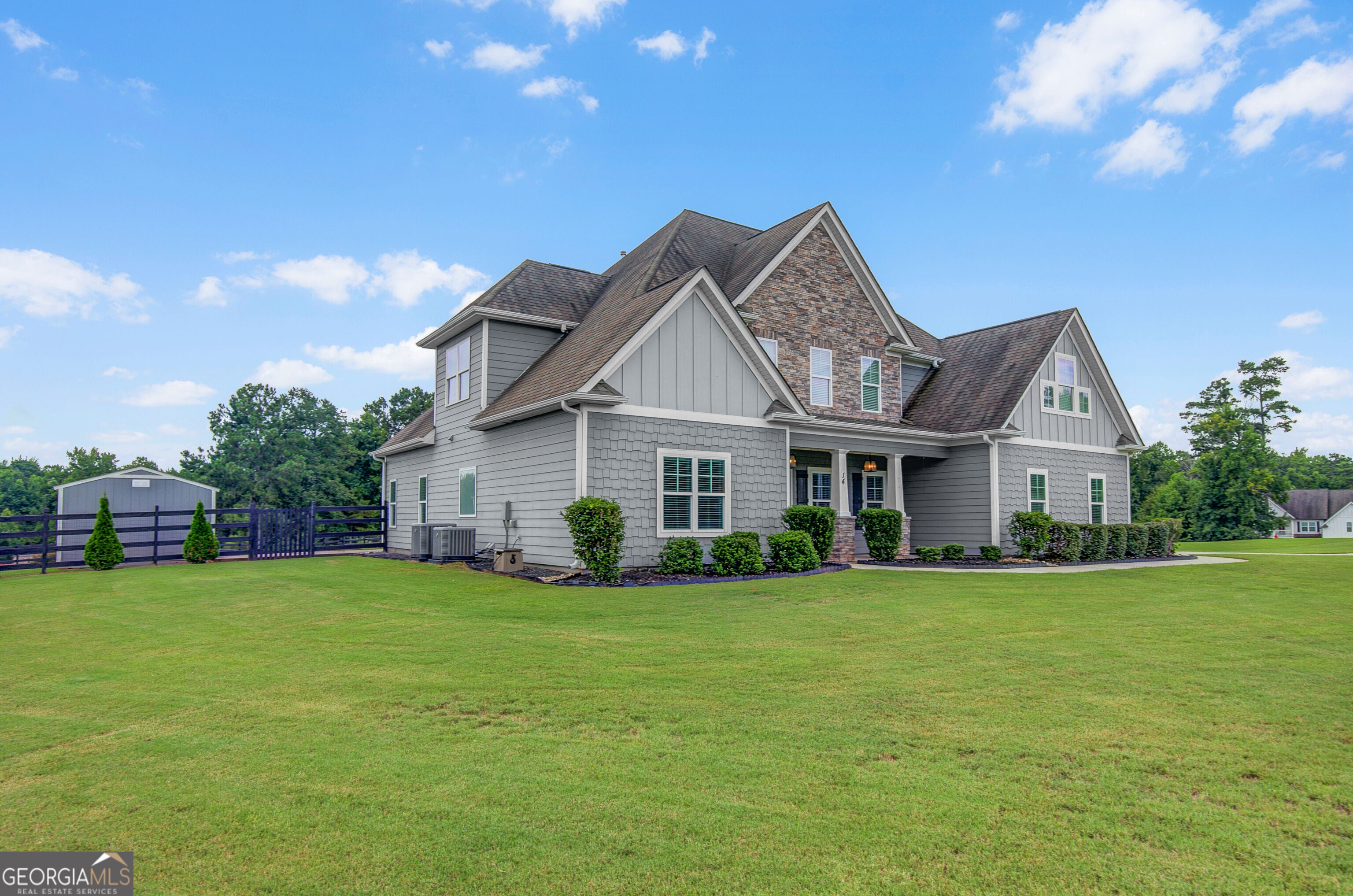 14 Palomino CT