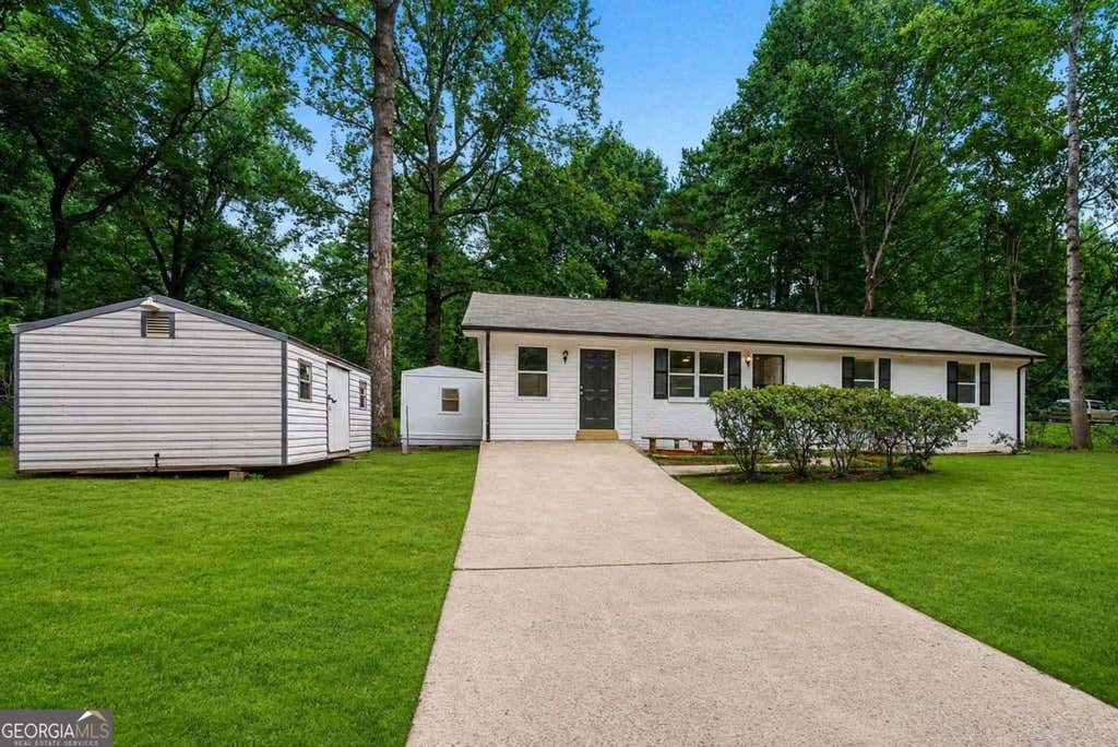 Photo of 125 Pleasant Valley Road, Mcdonough, GA 30253 (MLS # 10822181)