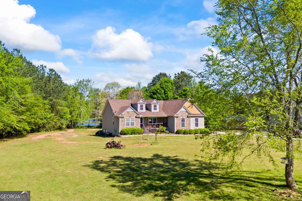 140 Buckeye Trails DR