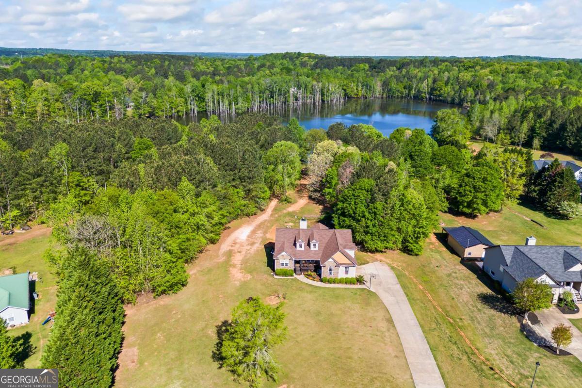 140 Buckeye Trails DR
