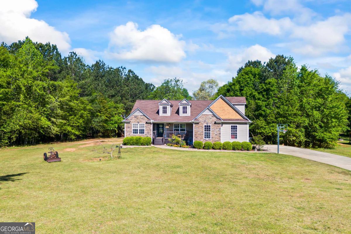 140 Buckeye Trails DR