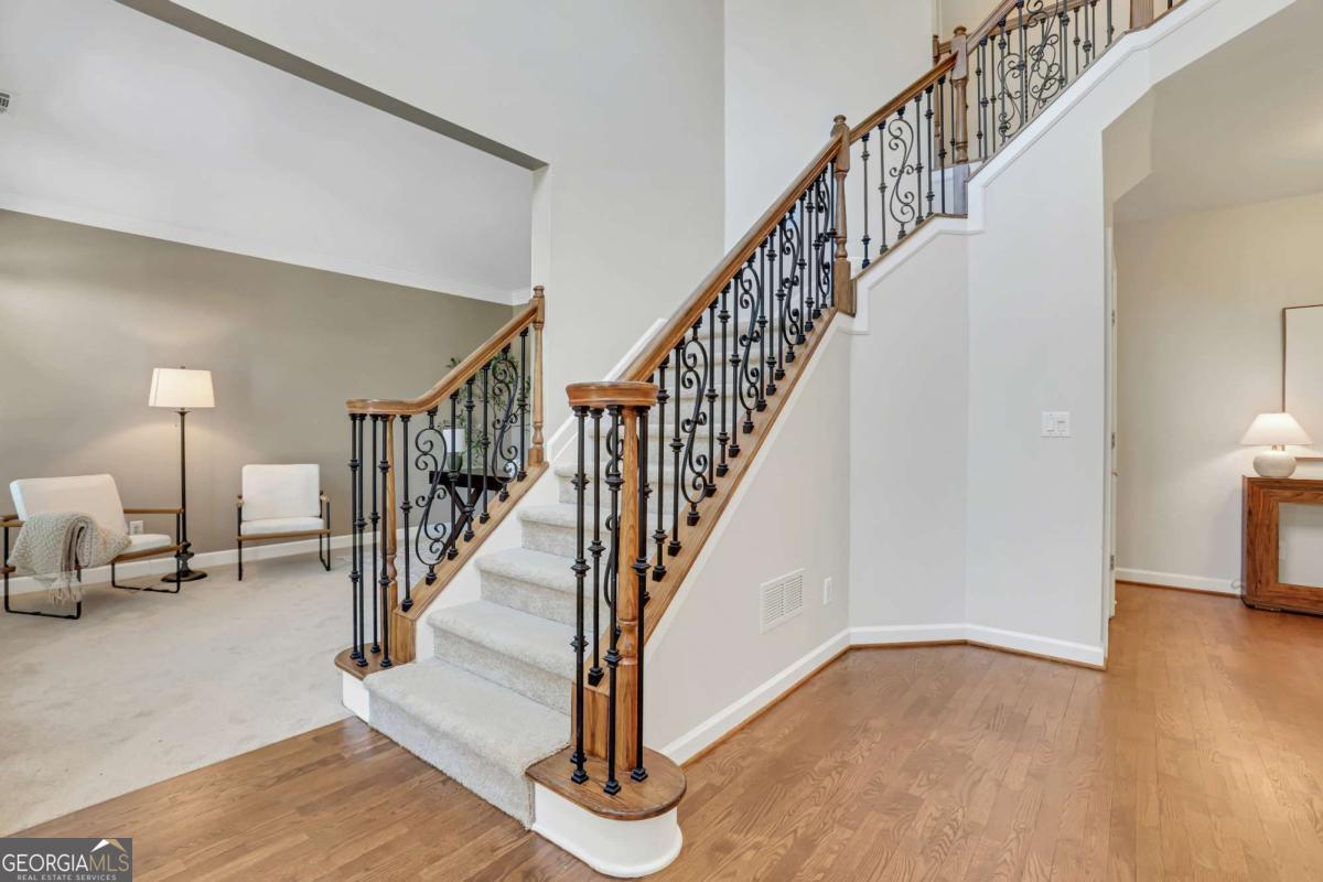 1215 Wynridge XING