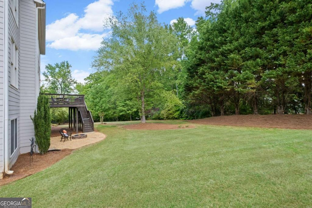 Photo of 802 Windsor Ridge, Canton, GA 30115 (MLS # 10741232)