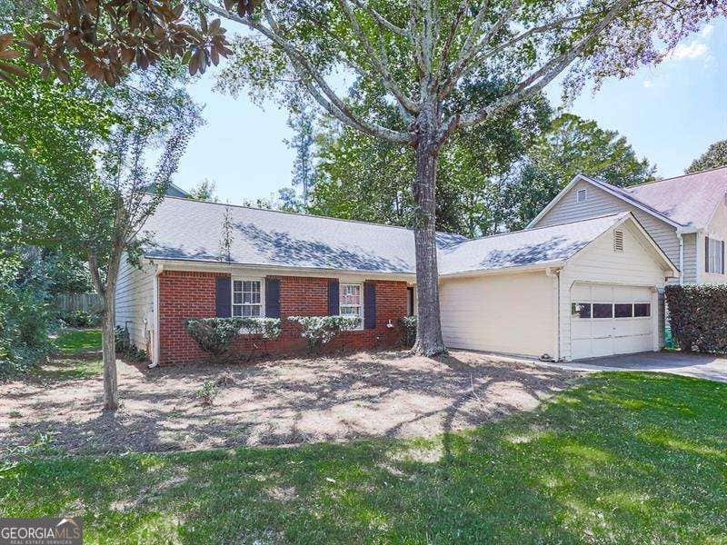 Photo of 650 Radford Circle, Woodstock, GA 30188 (MLS # 10833932)