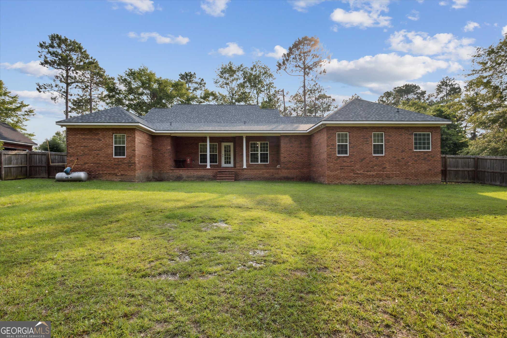 Statesboro, Georgia 30458, United States, 4 Bedrooms Bedrooms, ,2 BathroomsBathrooms,Residential,Pending,144727