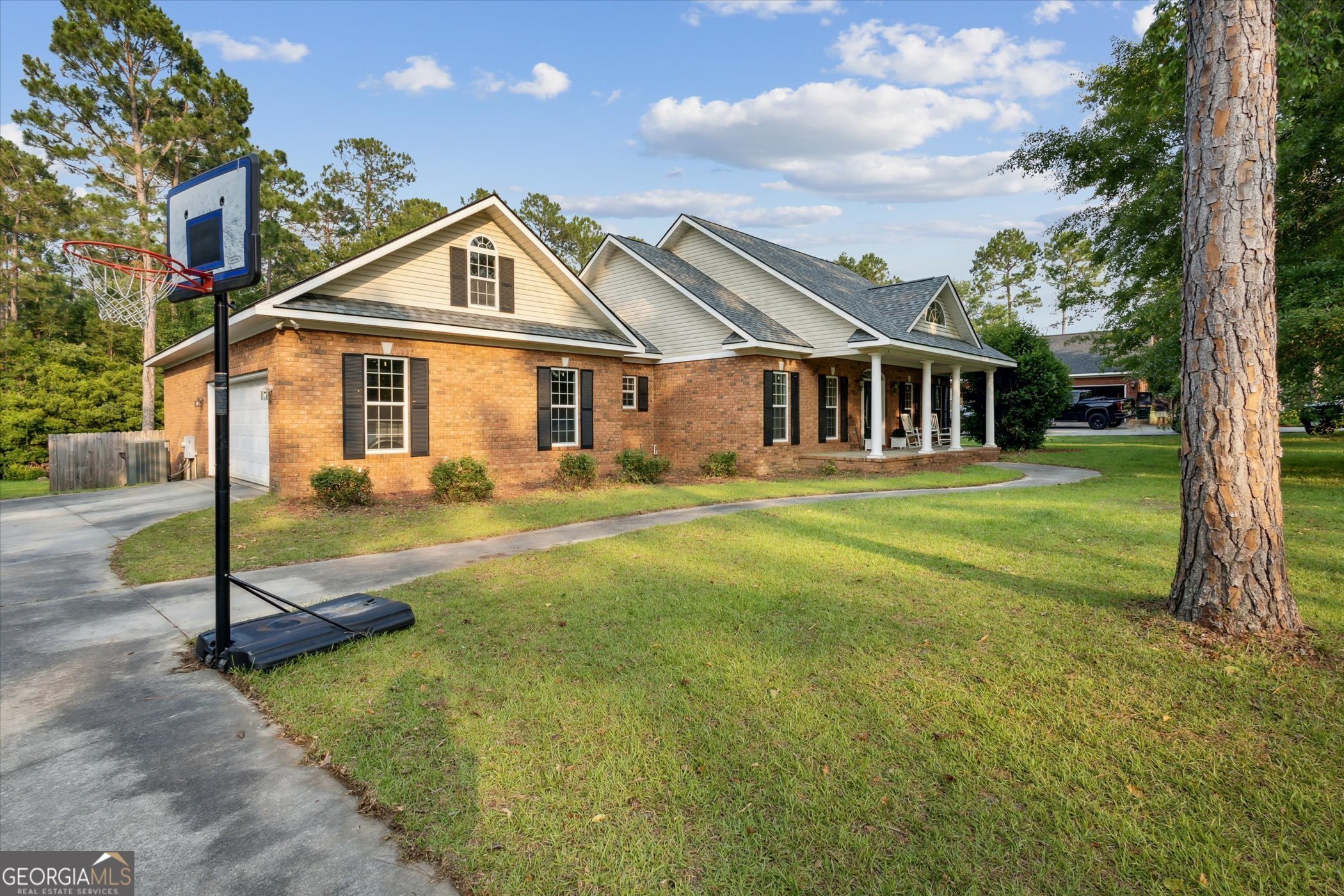 Statesboro, Georgia 30458, United States, 4 Bedrooms Bedrooms, ,2 BathroomsBathrooms,Residential,Pending,144727