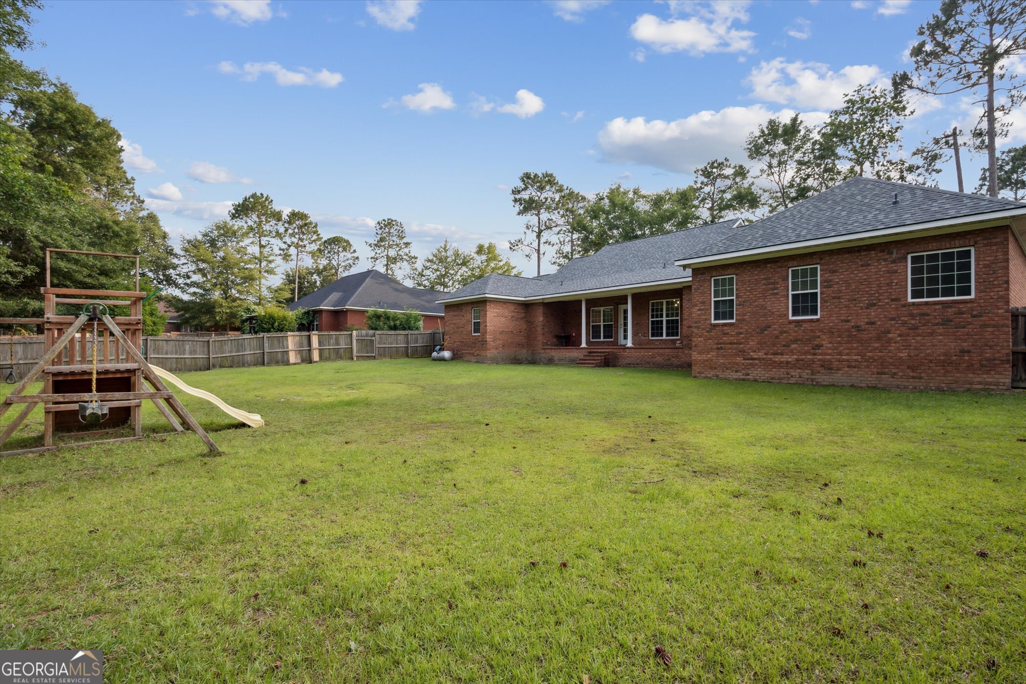 Statesboro, Georgia 30458, United States, 4 Bedrooms Bedrooms, ,2 BathroomsBathrooms,Residential,Pending,144727