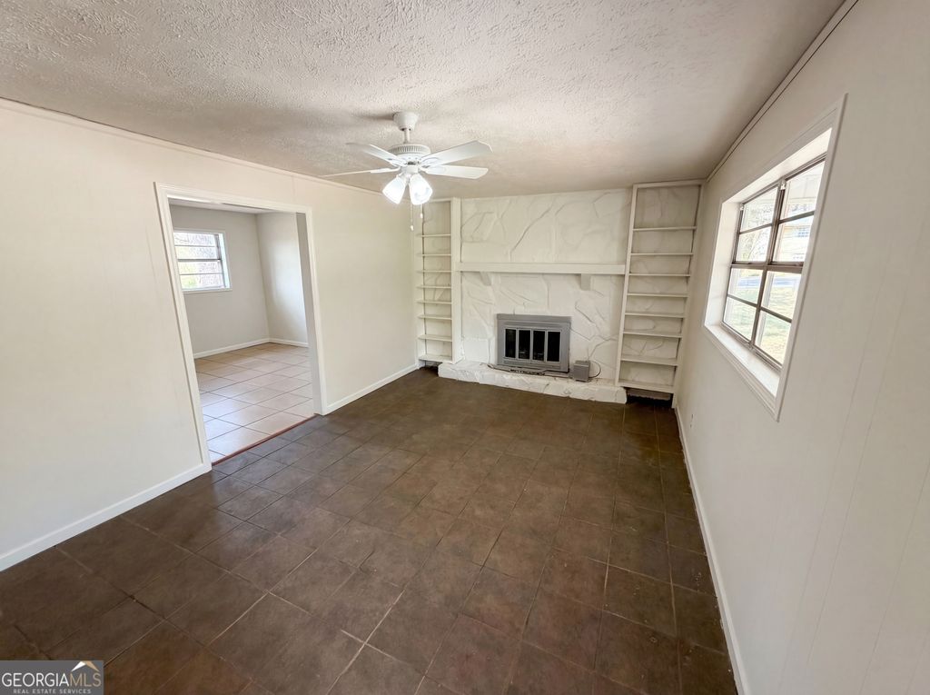 Photo of 2405 Eric Lane, Douglasville, GA 30135 (MLS # 10721971)