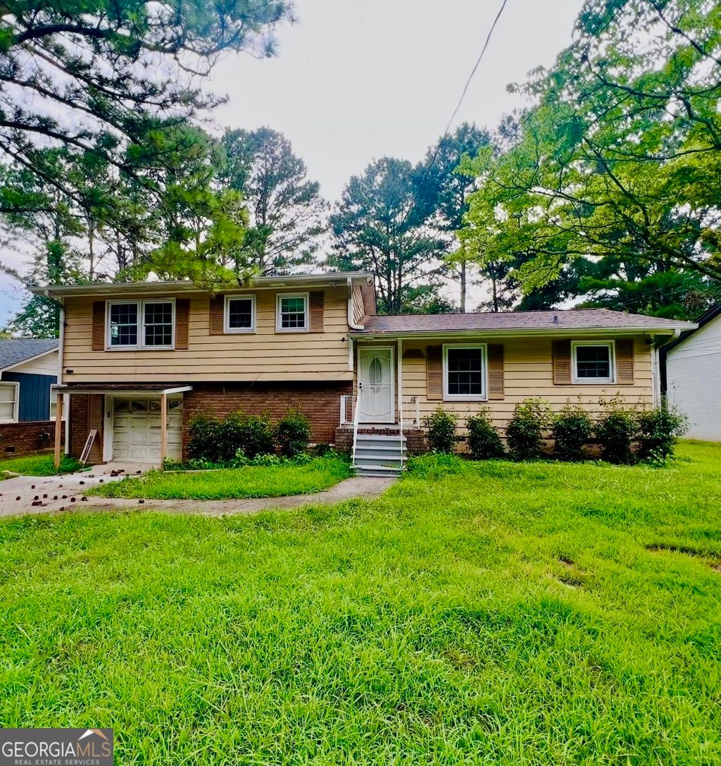 Photo of 371 Wilson Mill Road SW, Atlanta, GA 30331 (MLS # 10803761)