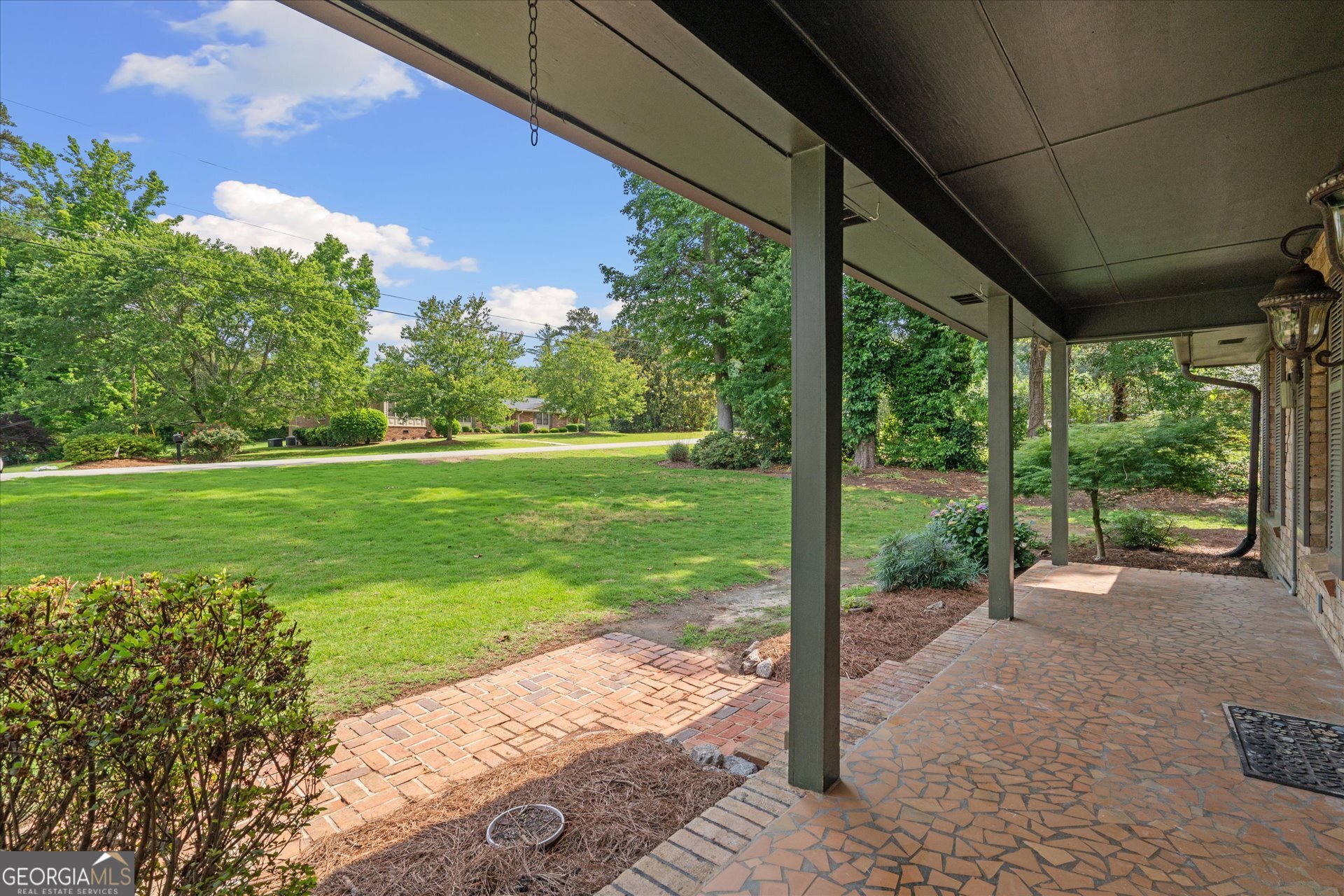 280 Colonial DR SW