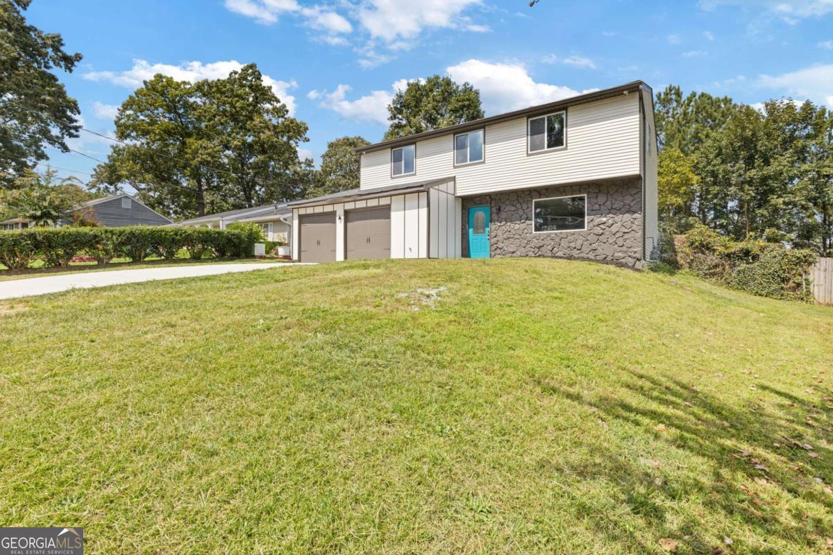 5897 Western Hills DR