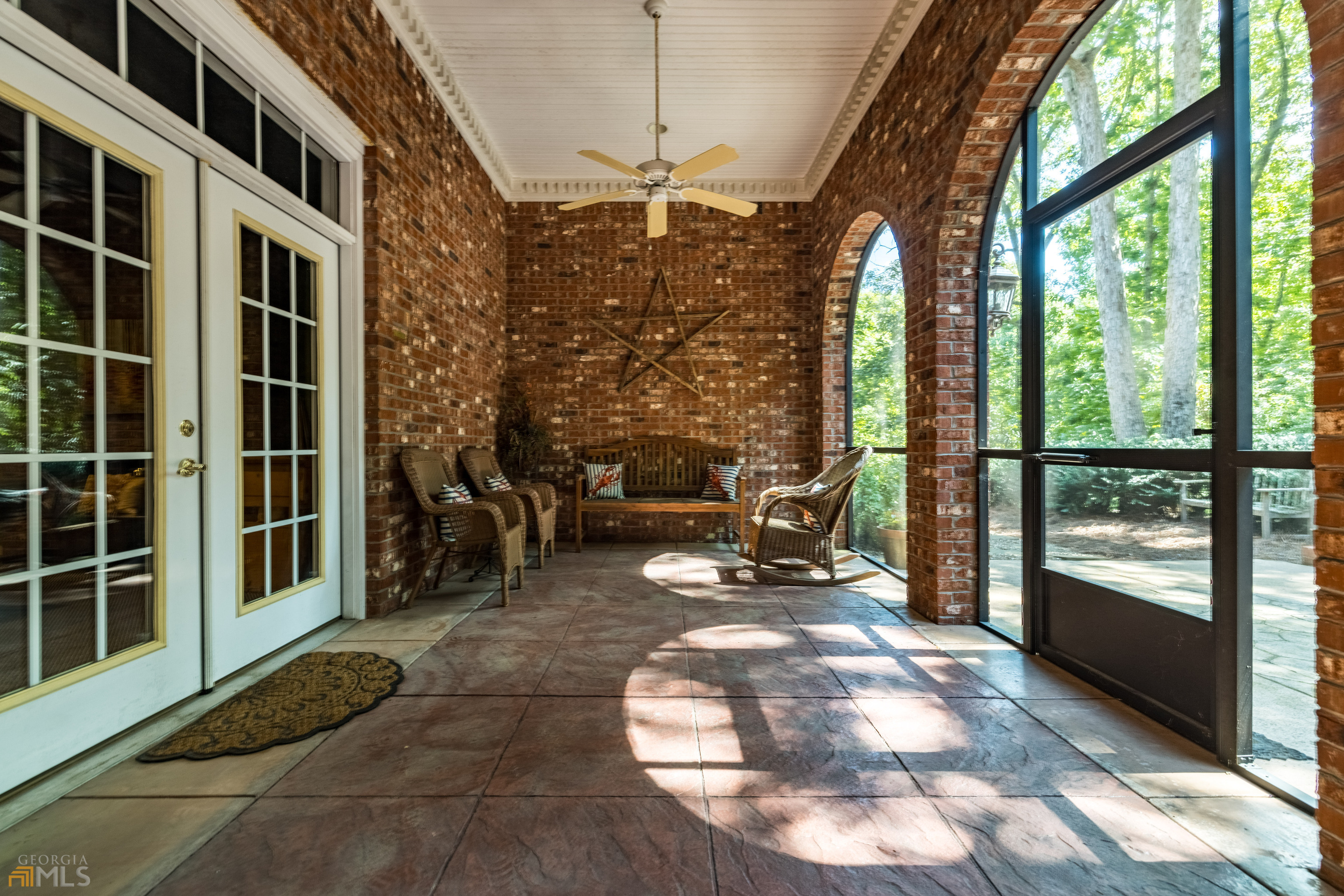 High Pointe - Residential