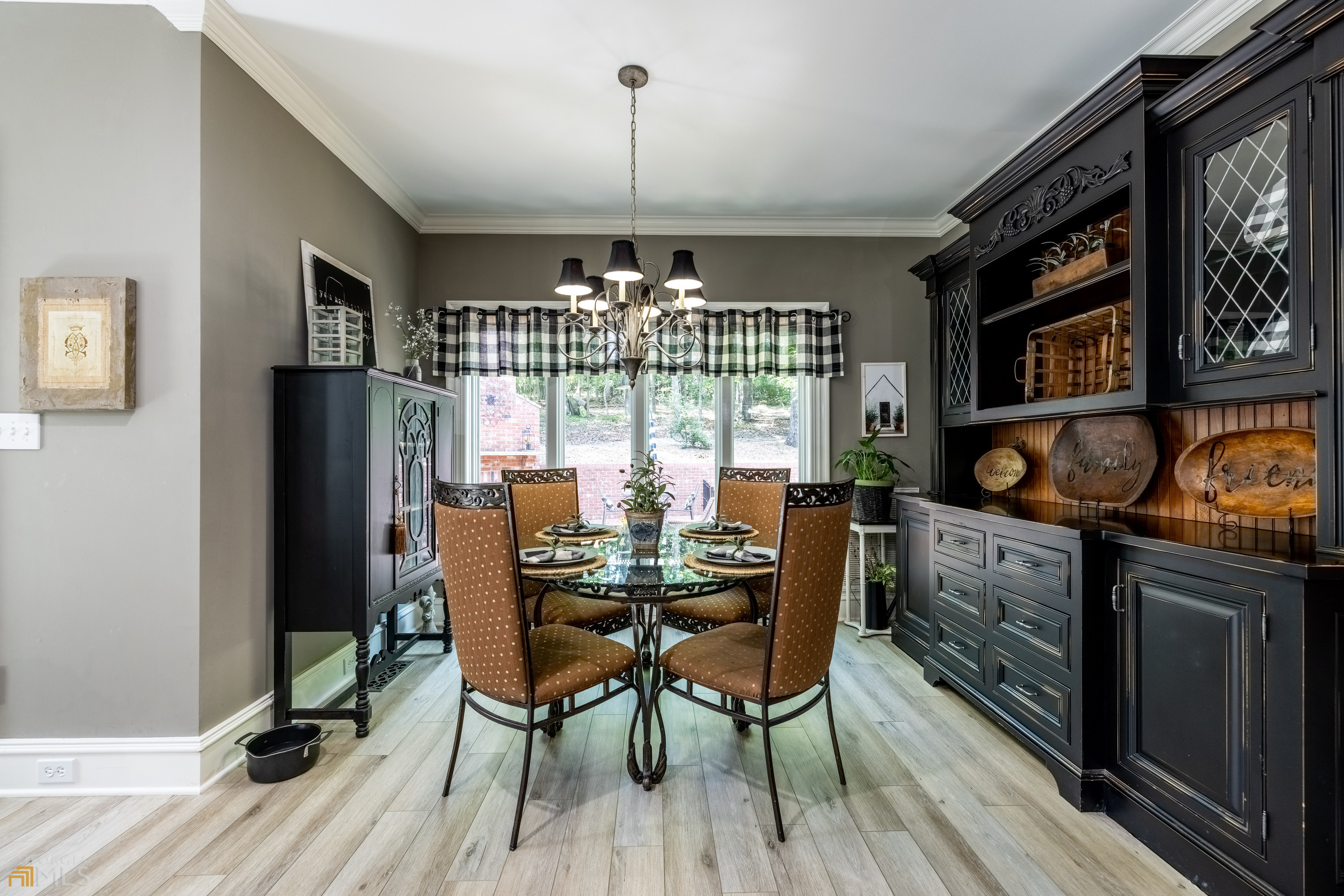 High Pointe - Residential