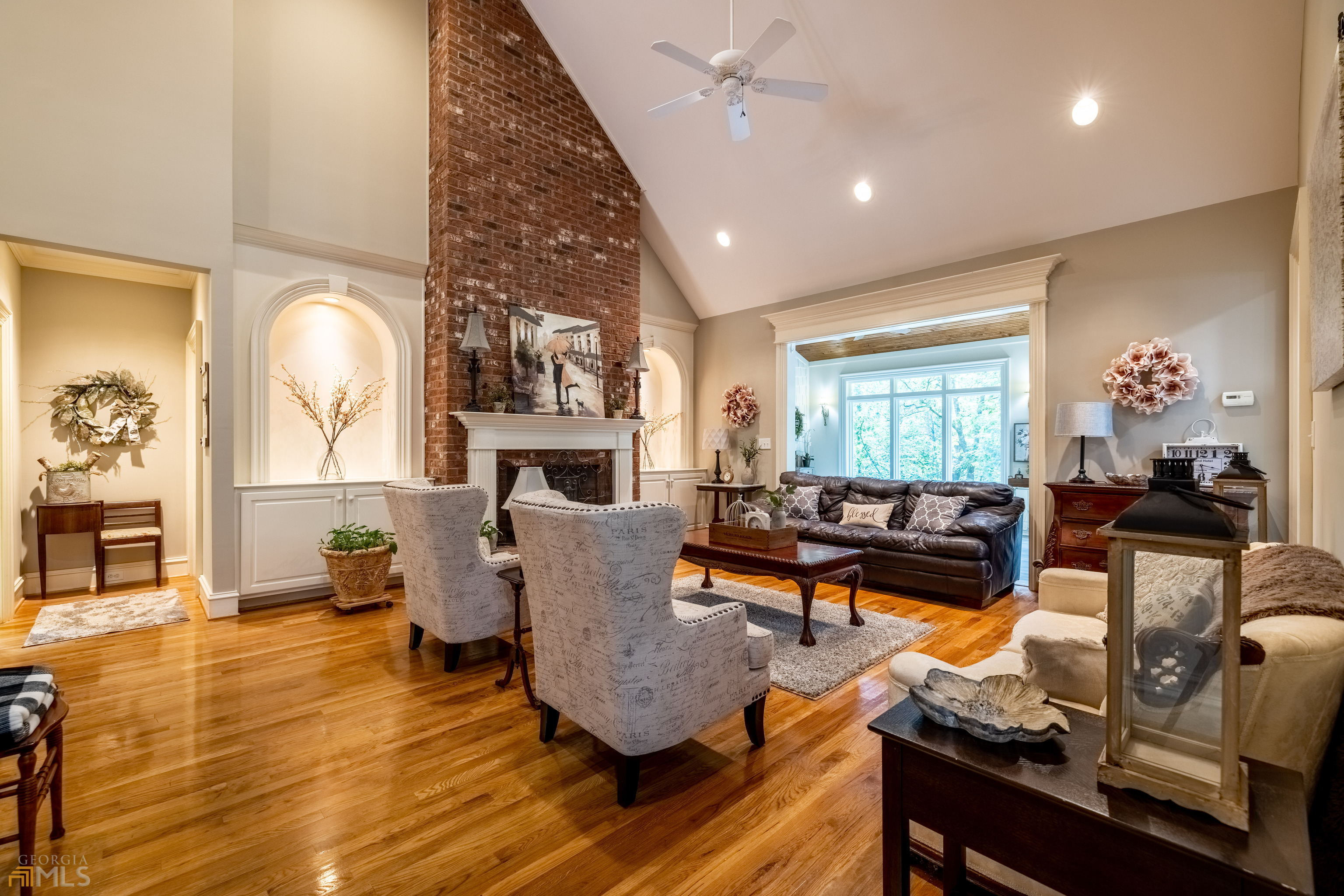 High Pointe - Residential