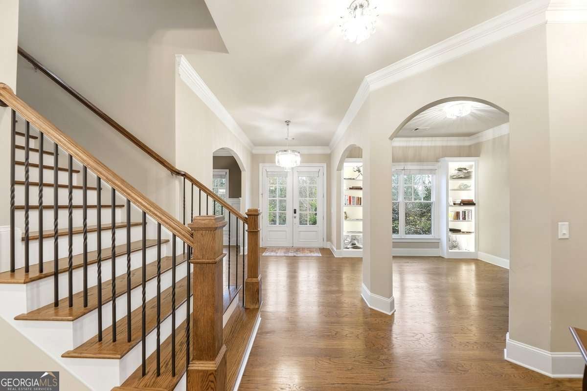 940 Lake Charles DR