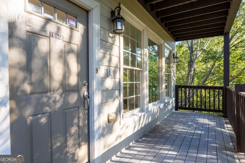 Photo of 1055 Davis Circle NW #R, Atlanta, GA 30318 (MLS # 10872502)