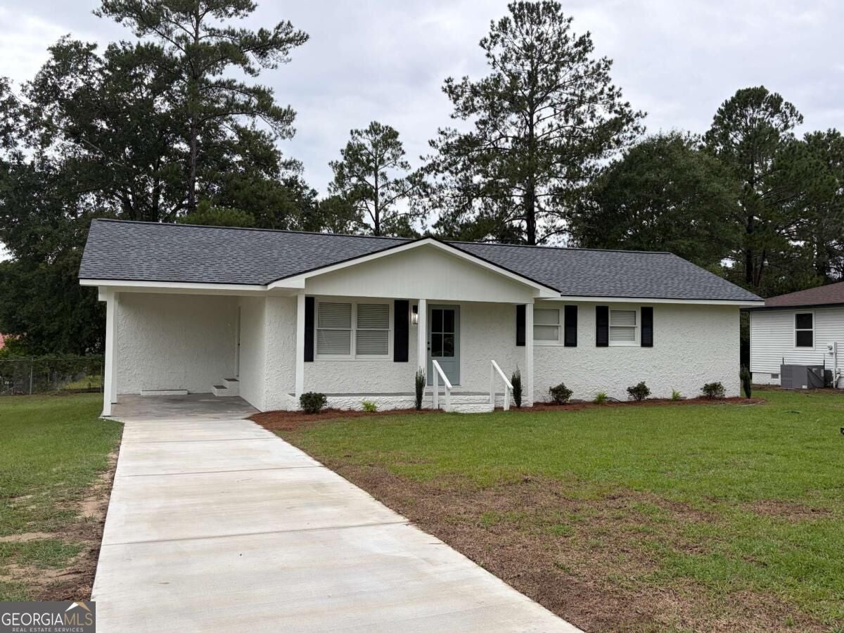 1320 Newton DR