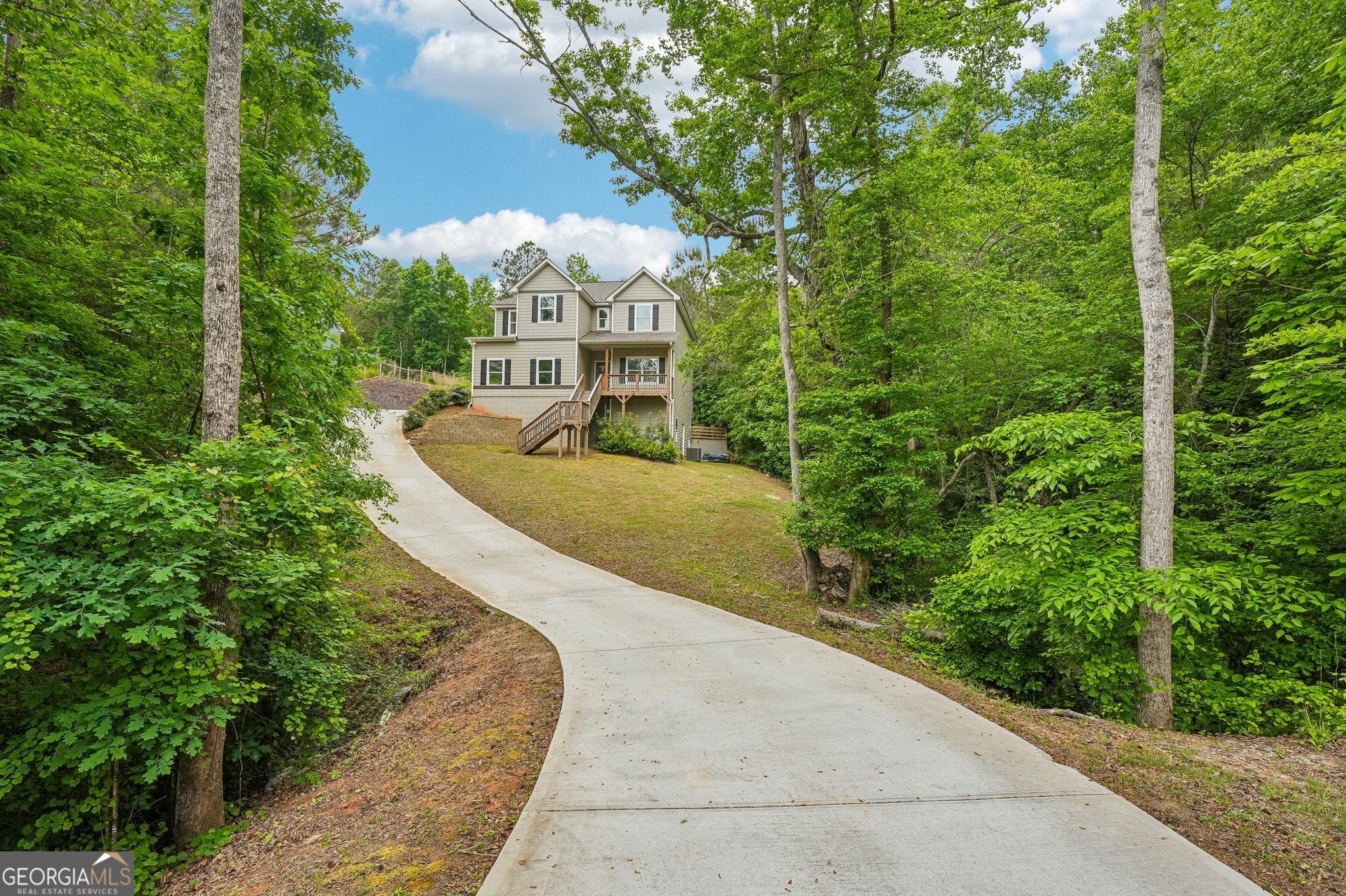 119 Landon DR