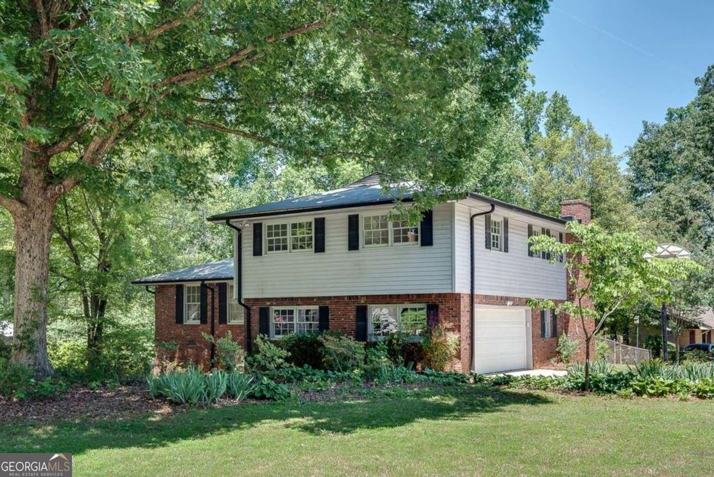 Photo of 4788 Darlene Way, Tucker, GA 30084 (MLS # 10768074)
