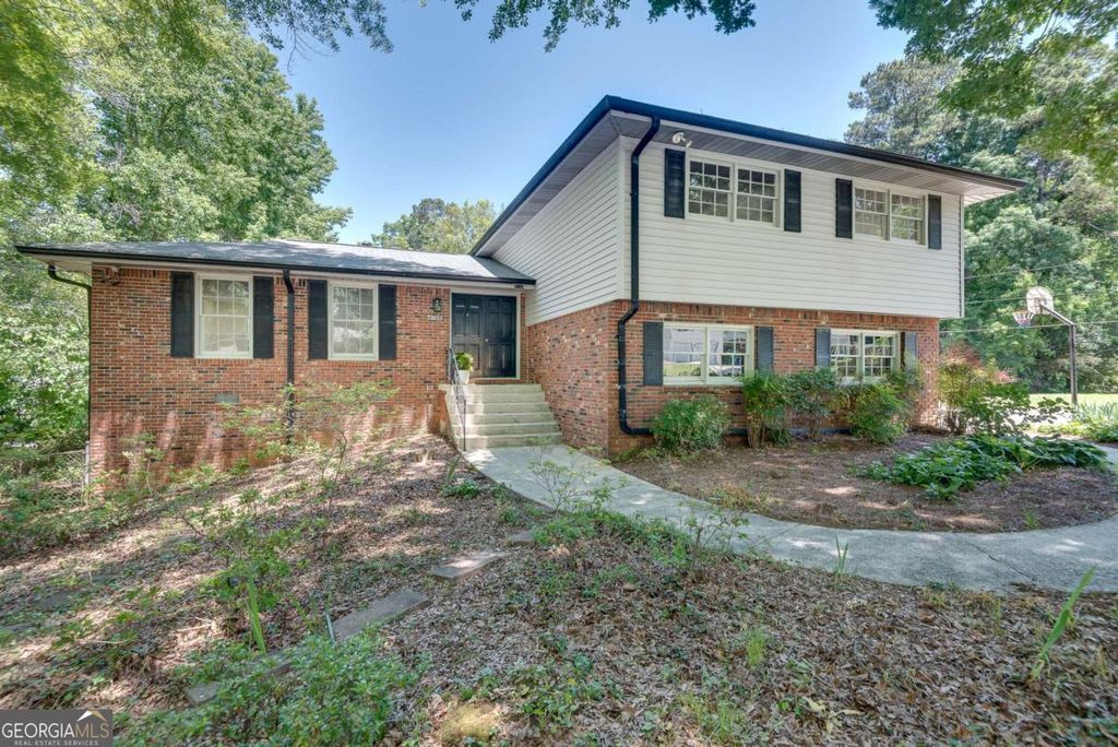 Photo of 4788 Darlene Way, Tucker, GA 30084 (MLS # 10768074)