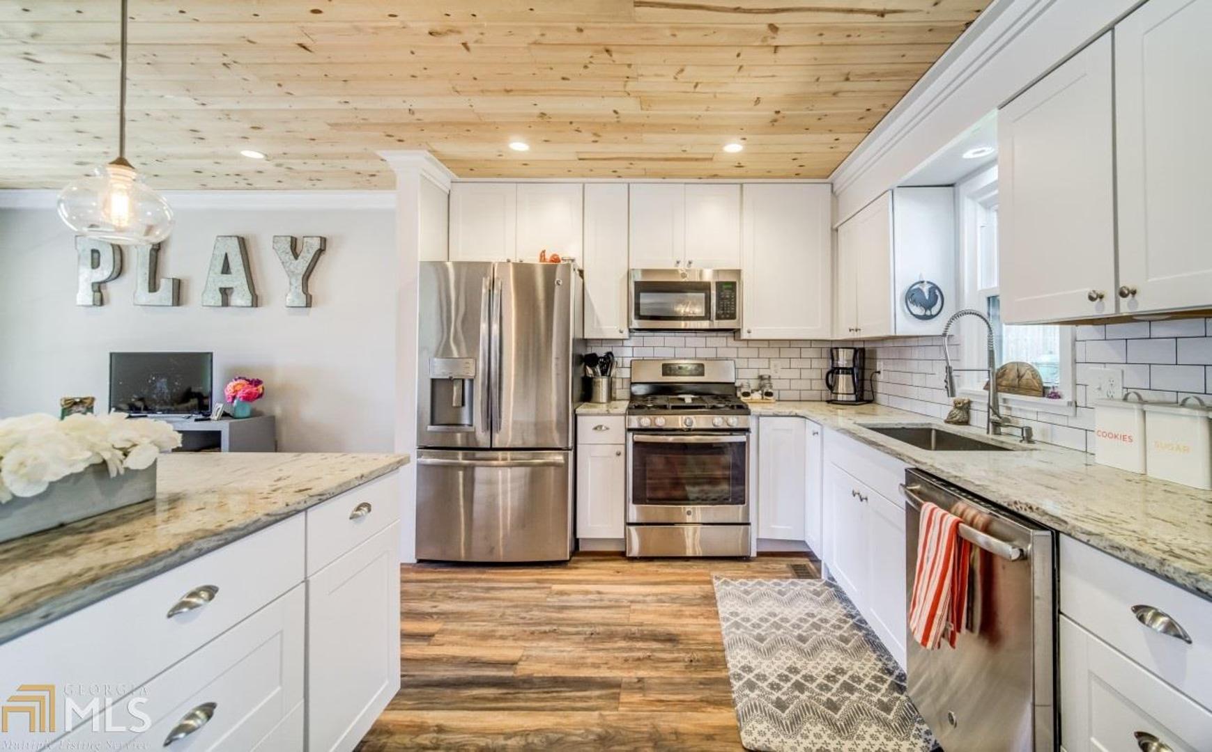 Habersham Woods - Residential
