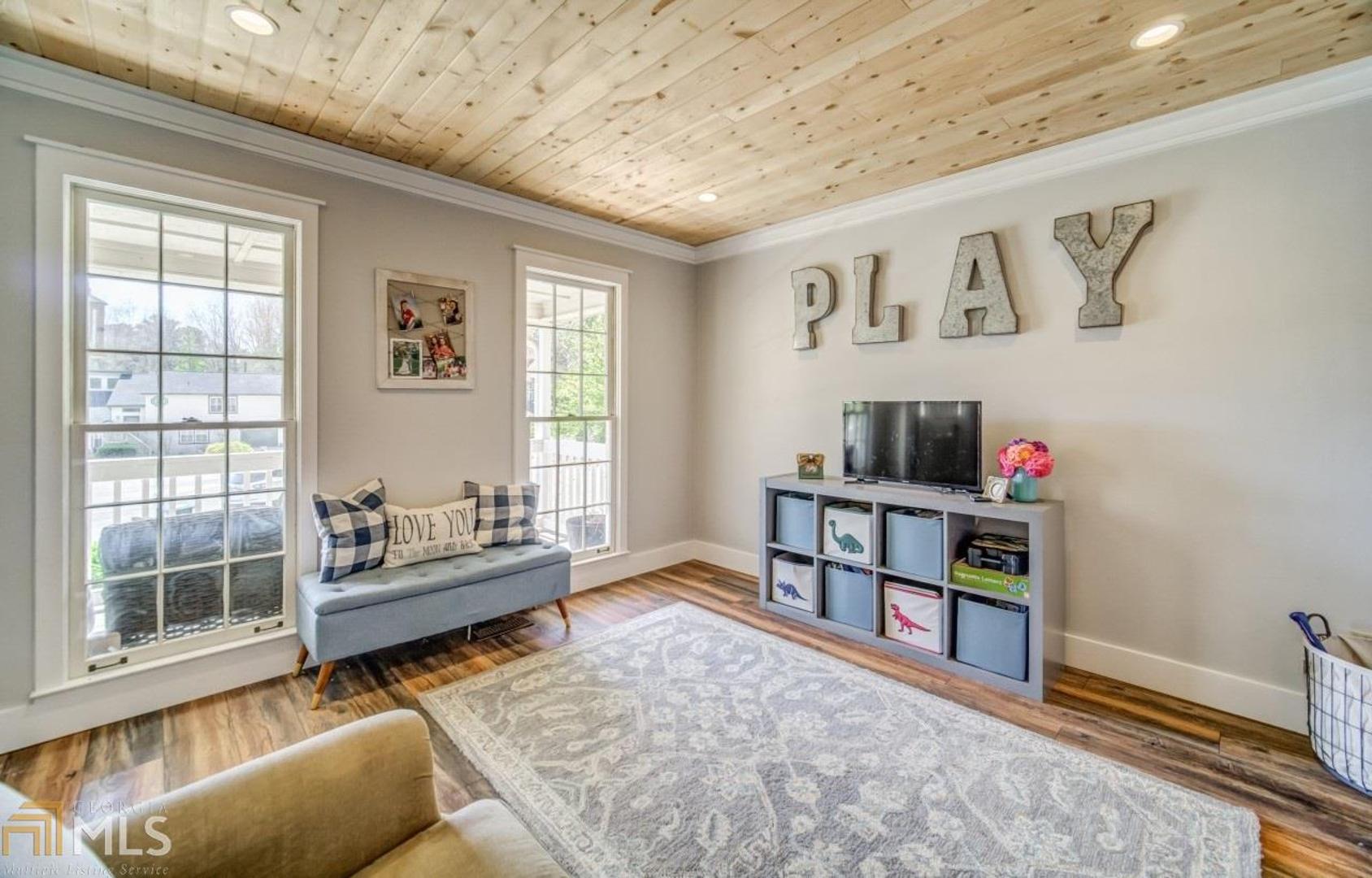 Habersham Woods - Residential