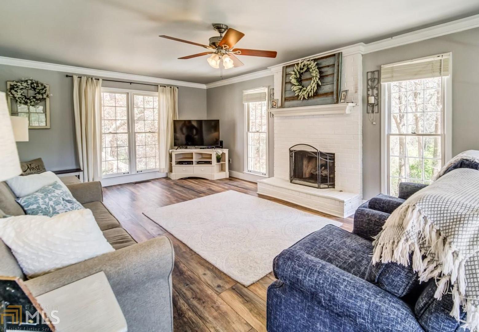 Habersham Woods - Residential