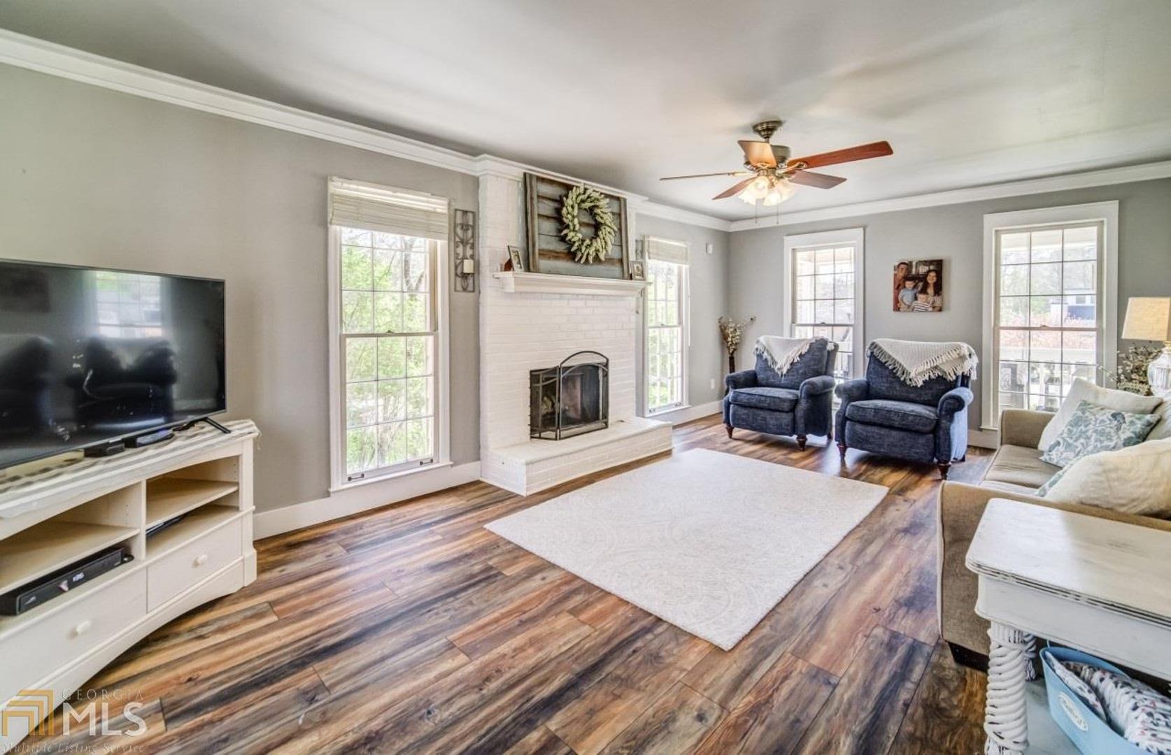 Habersham Woods - Residential