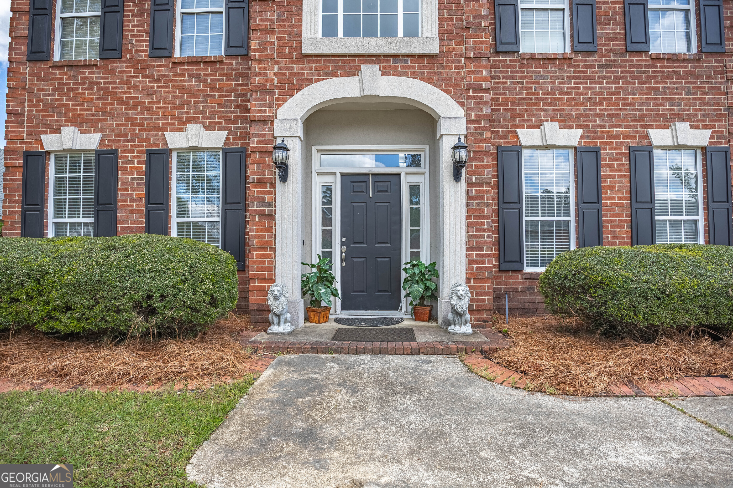 1390 Aylesbury DR