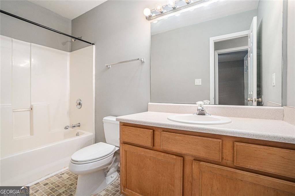 TWIN BRIDGES - Residential