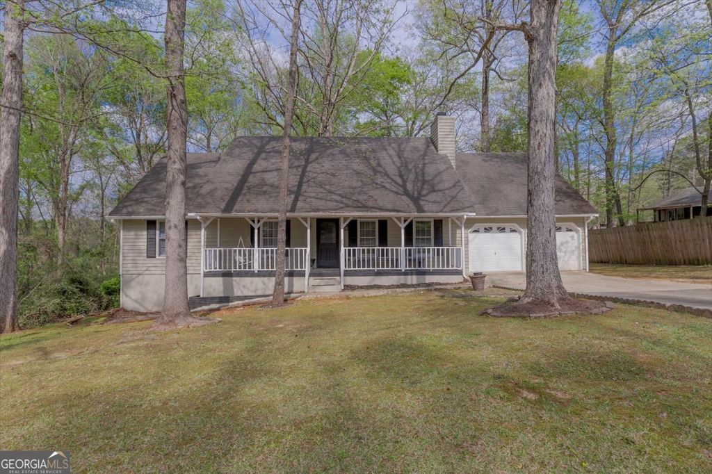 Photo of 1315 Excalibur Drive, Macon, GA 31220 (MLS # 10720010)