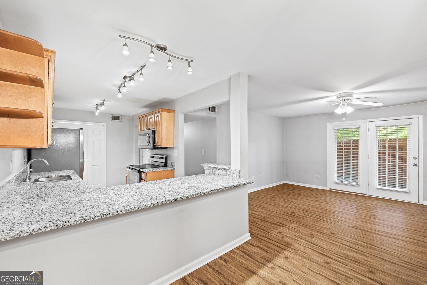 Sandy Springs, Georgia 30328, United States, 3 Bedrooms Bedrooms, ,2 BathroomsBathrooms,Residential,Active,164889