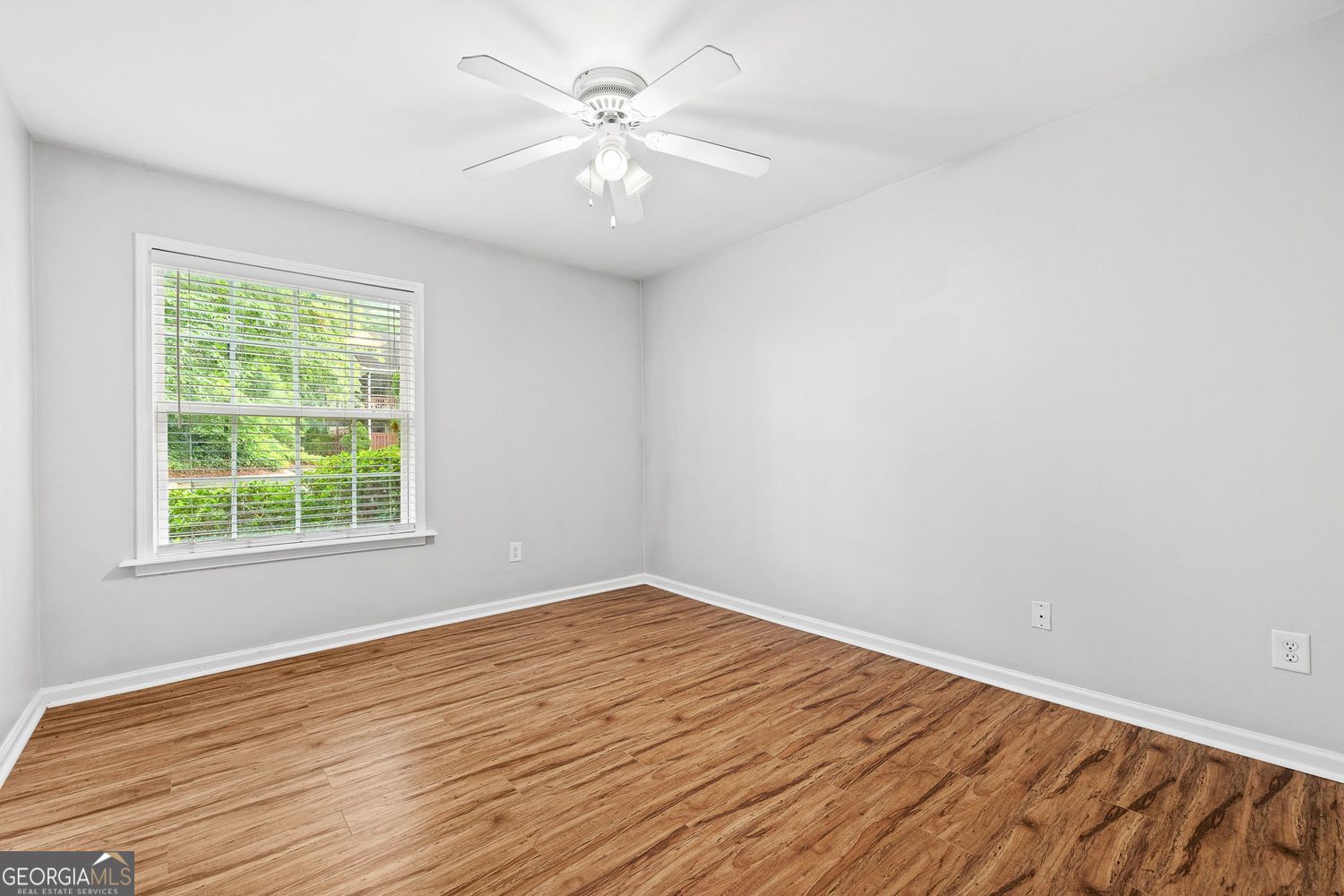 Sandy Springs, Georgia 30328, United States, 3 Bedrooms Bedrooms, ,2 BathroomsBathrooms,Residential,Active,164889