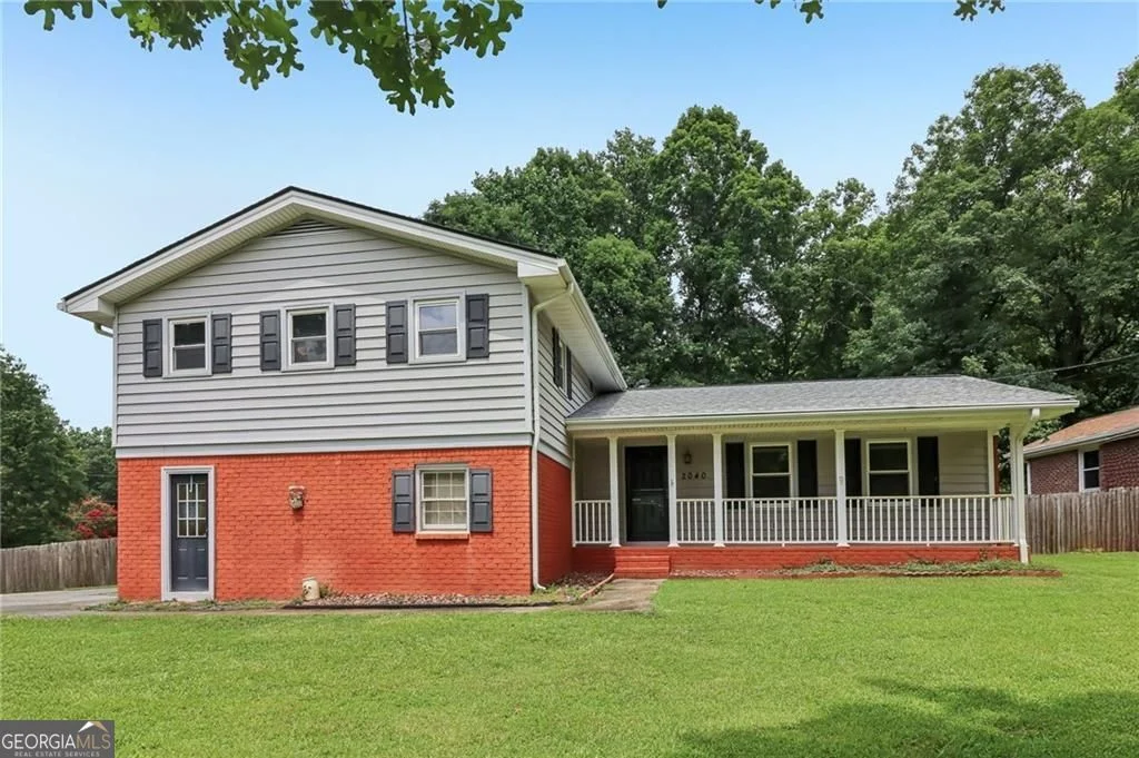 2040 Old Concord Drive SE