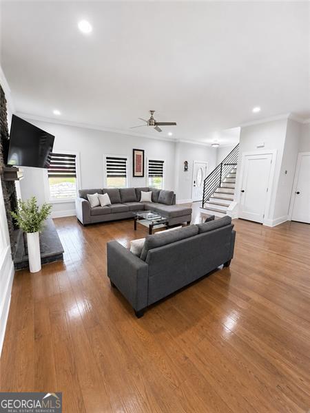 403 Clifton ST SE
