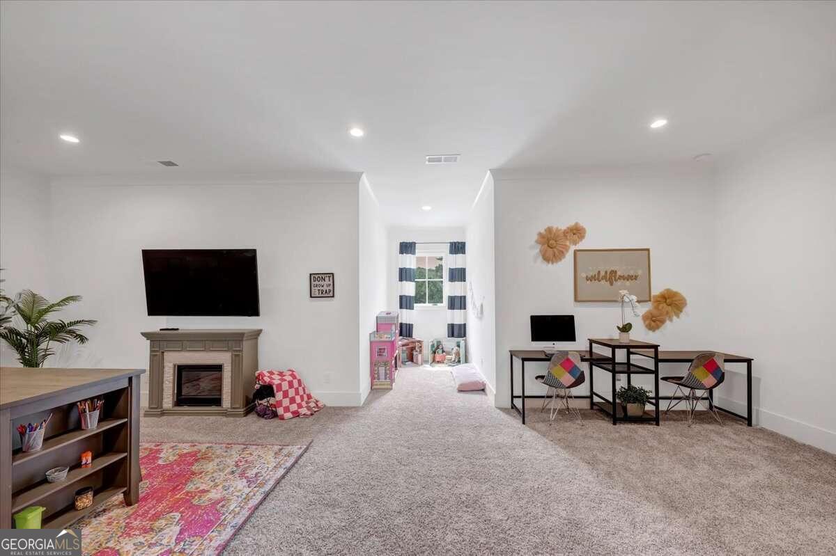 Echelon - Residential