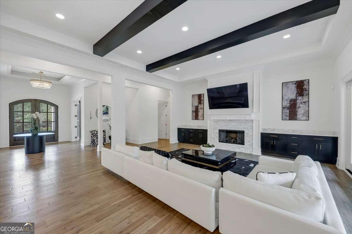 Echelon - Residential