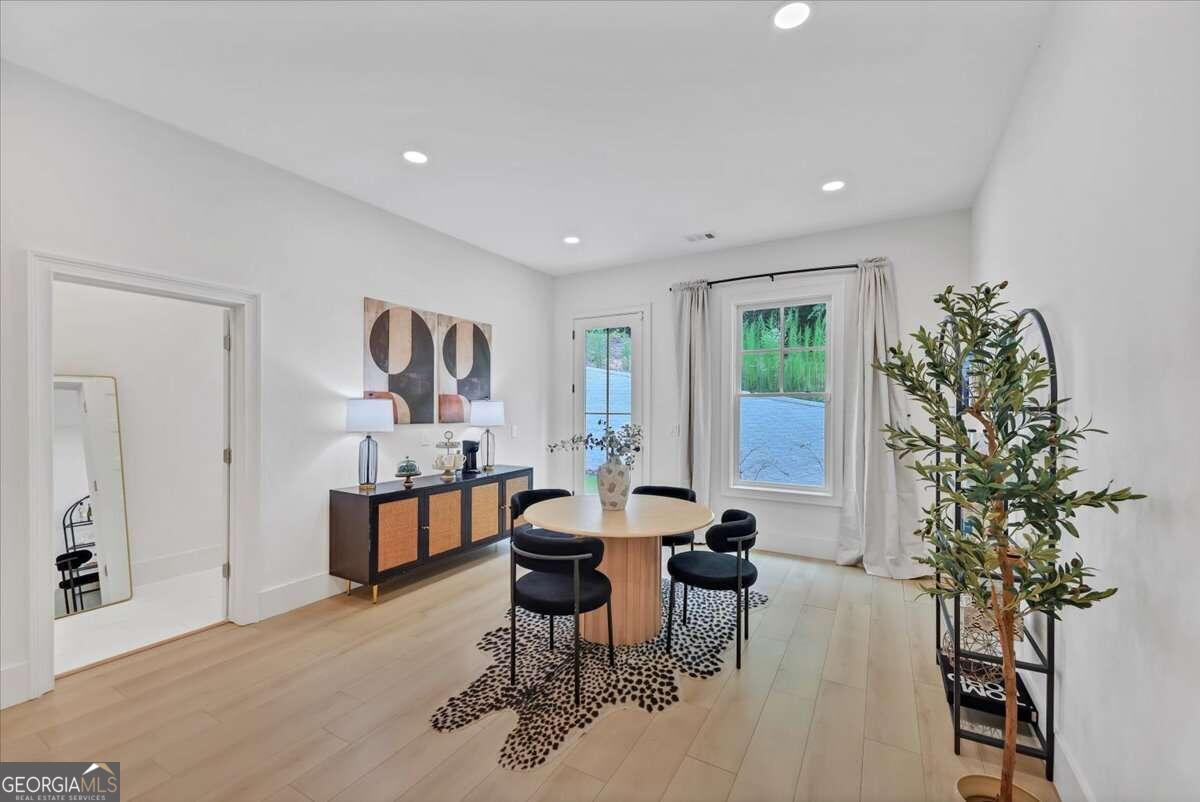 Echelon - Residential