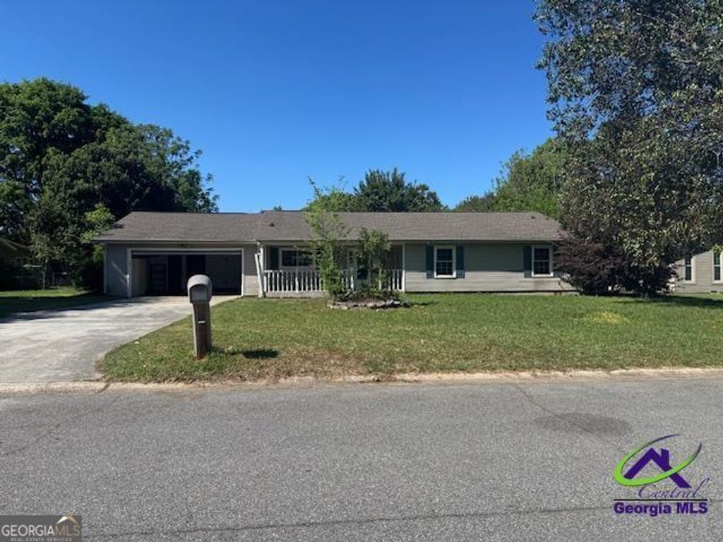 Photo of 111 Foxfire Drive, Warner Robins, GA 31093 (MLS # 10803573)