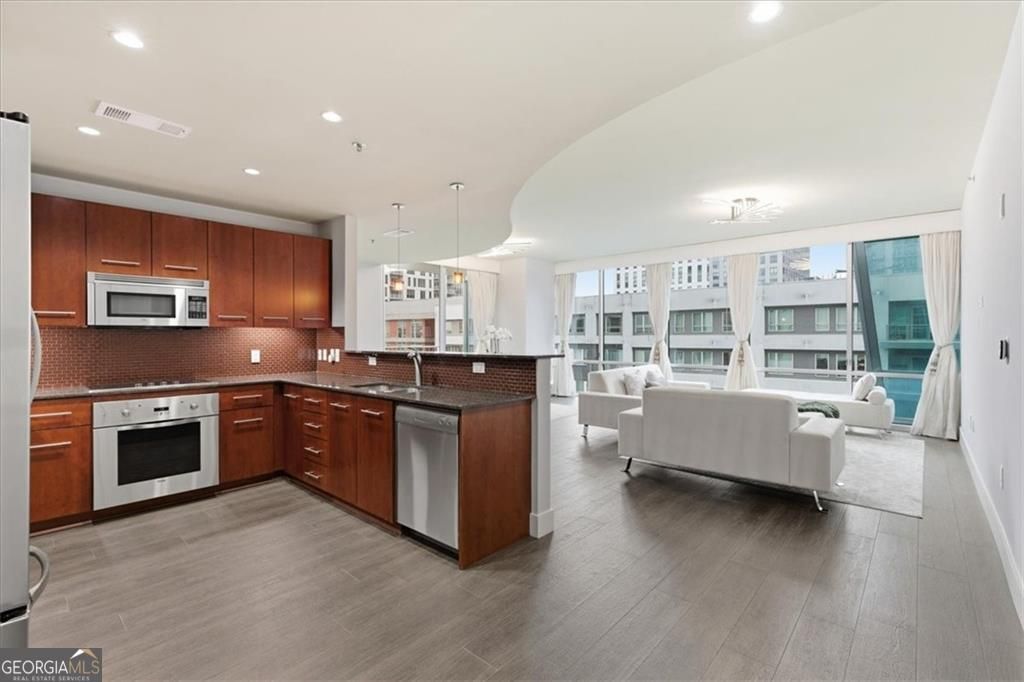 Photo of 20 10th Street NW #704, Atlanta, GA 30309 (MLS # 10740593)