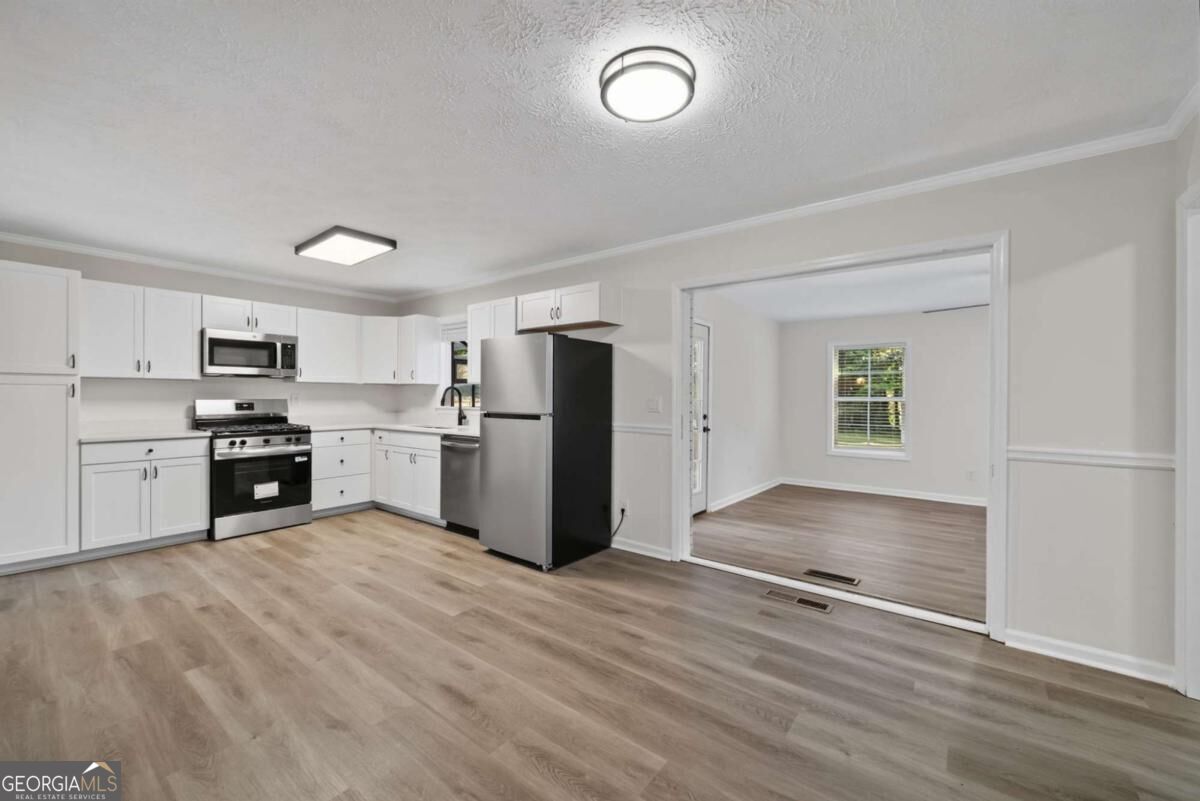 3137 Esther DR