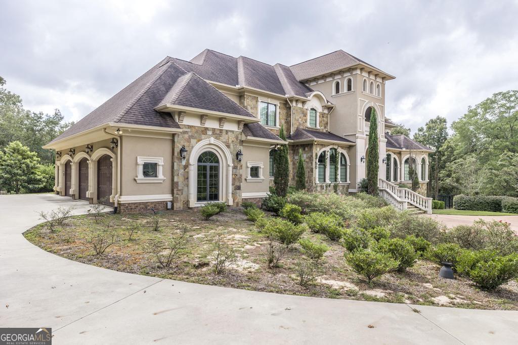 104 Trotters CT