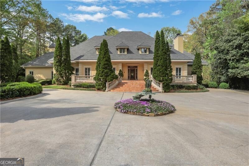 3835 Paces Ferry RD NW
