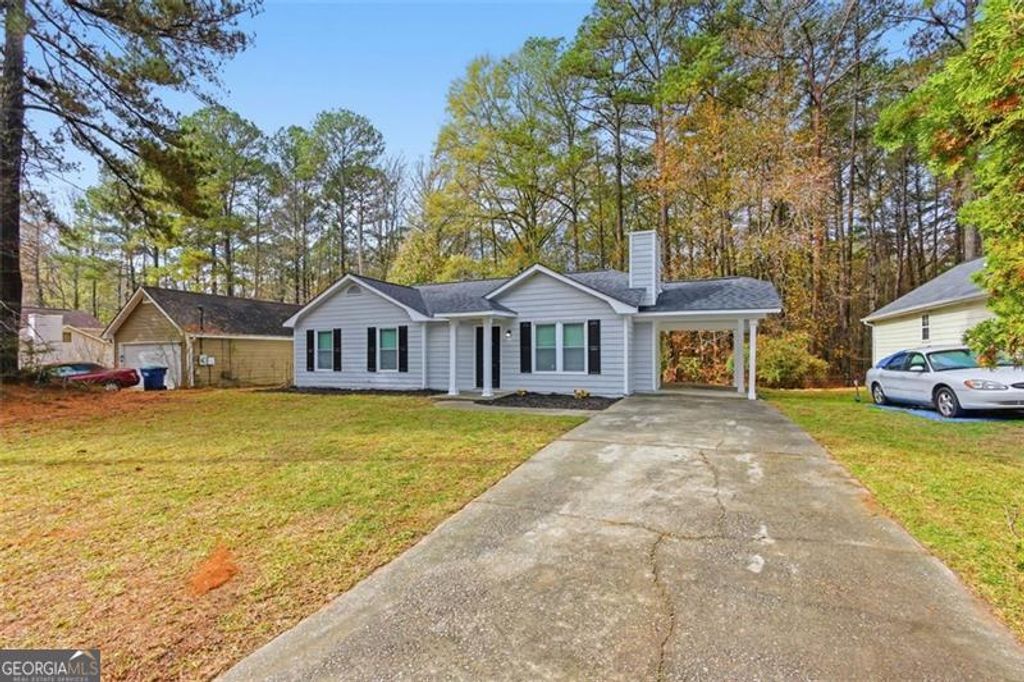 Photo of 6385 Emerald Pointe Circle, College Park, GA 30349 (MLS # 10654411)